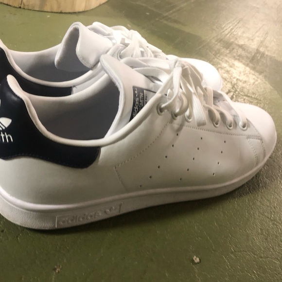 Men’s adidas size 12 - Picture 3 of 3